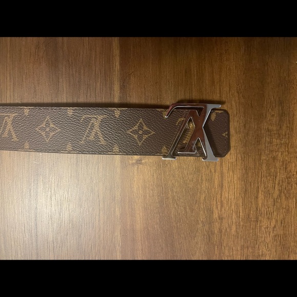 UNISEX Authentic Louis Vuitton Belt - Picture 3 of 6